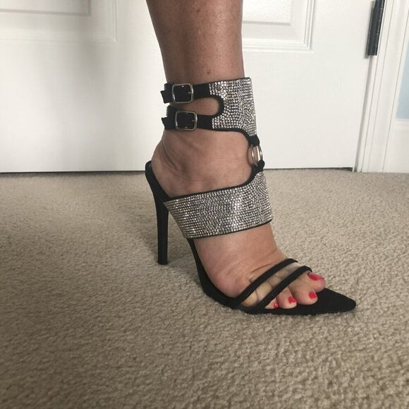 Cape Robbin Damita Black Suede Rhinestone Womens High Heels Size 6 (Brand New) - Picture 1 of 9